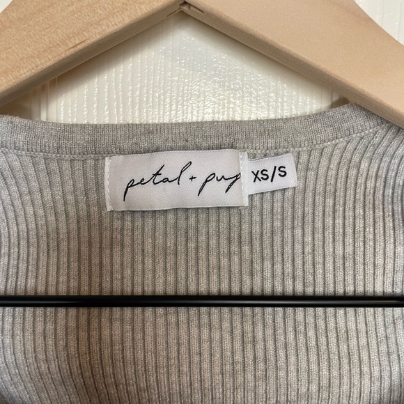 Petal and Pup Long Sleeve Knit Cropped Top - Picture 5 of 9